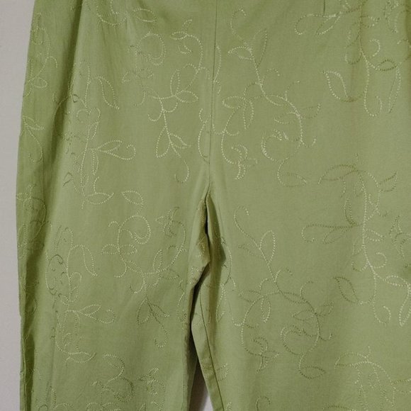 Dress Barn Light Green Satiny Pants Tapered Leg Embroidered Accents Side Zipper - Picture 4 of 4
